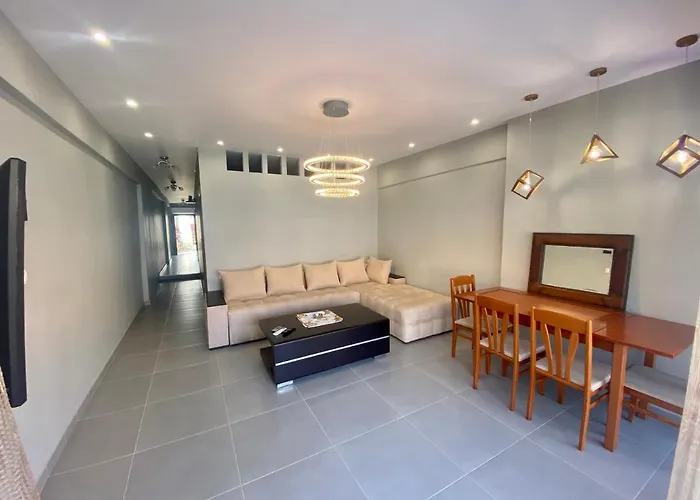Central Square Family Apartment